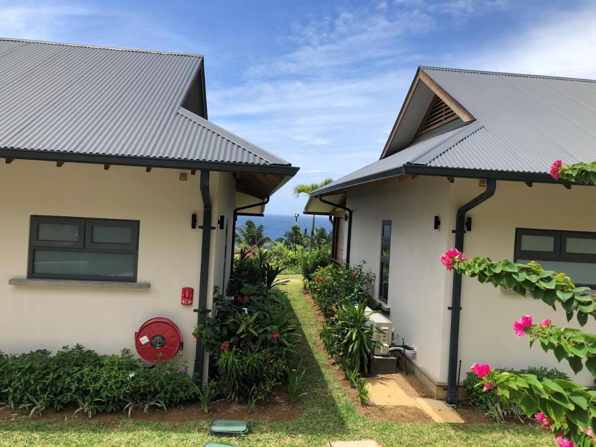 Paradise Chalets Yoga & Wellness Takamaka Exteriör bild