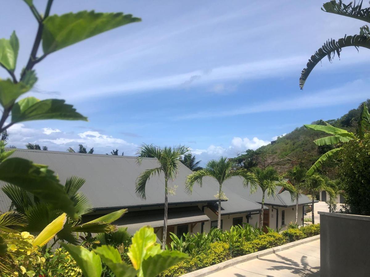 Paradise Chalets Yoga & Wellness Takamaka Exteriör bild